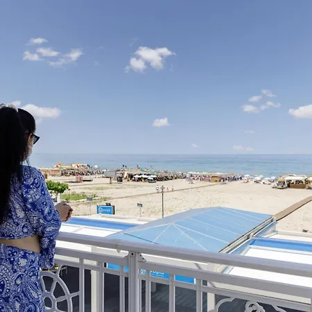 Ξενοδοχείο με διαμερίσματα Agyra Seaview By Panel Hospitality 3*